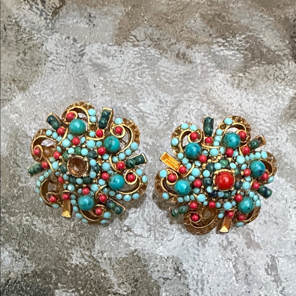 Barrera clip on earrings